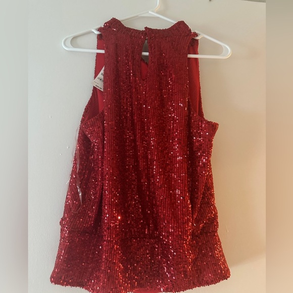INC red sleeveless sequin top NWT size medium - Picture 2 of 5